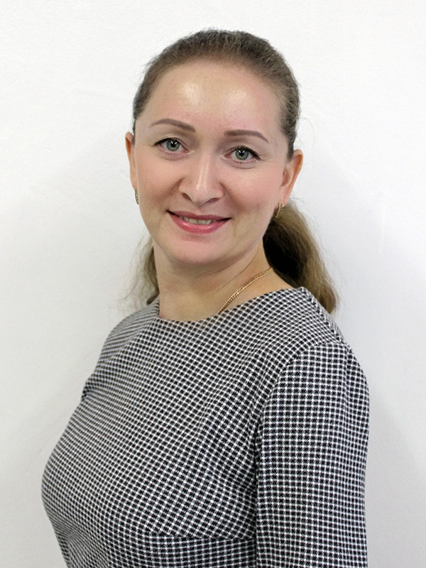Сизова Юлия Ивановна.